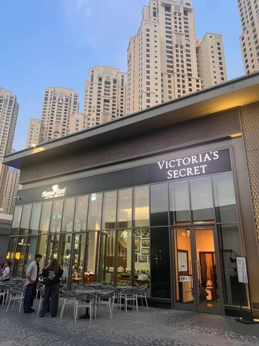 Jumeirah Residents, Free Parking Apartment Dubai
